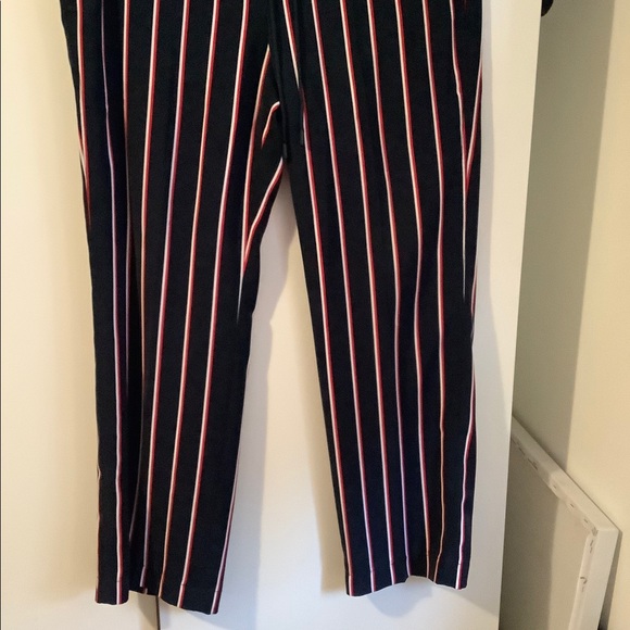 Pin stripe suit - Picture 2 of 3